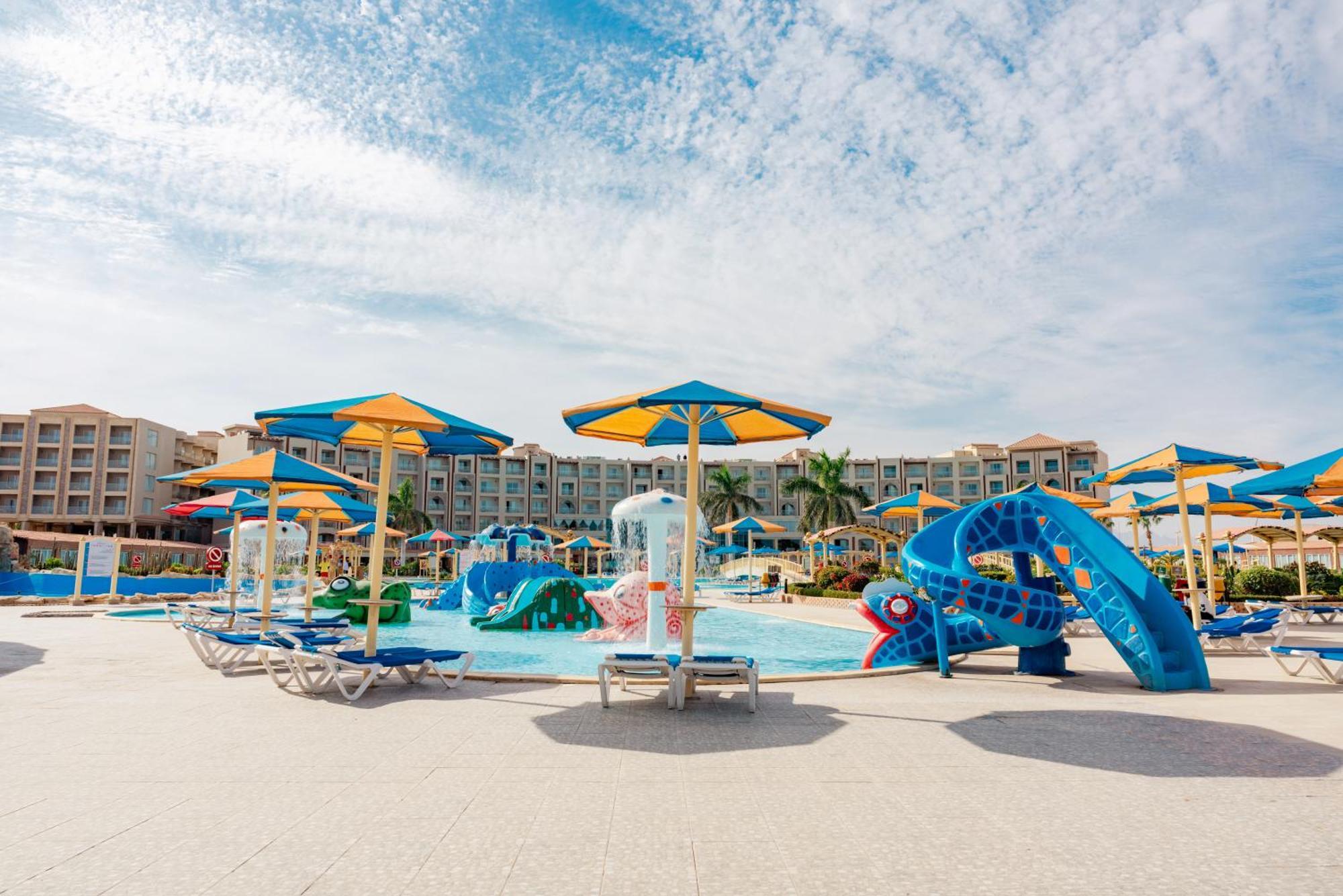 Sunrise Alora Aqua Park Resort Hurghada Bagian luar foto