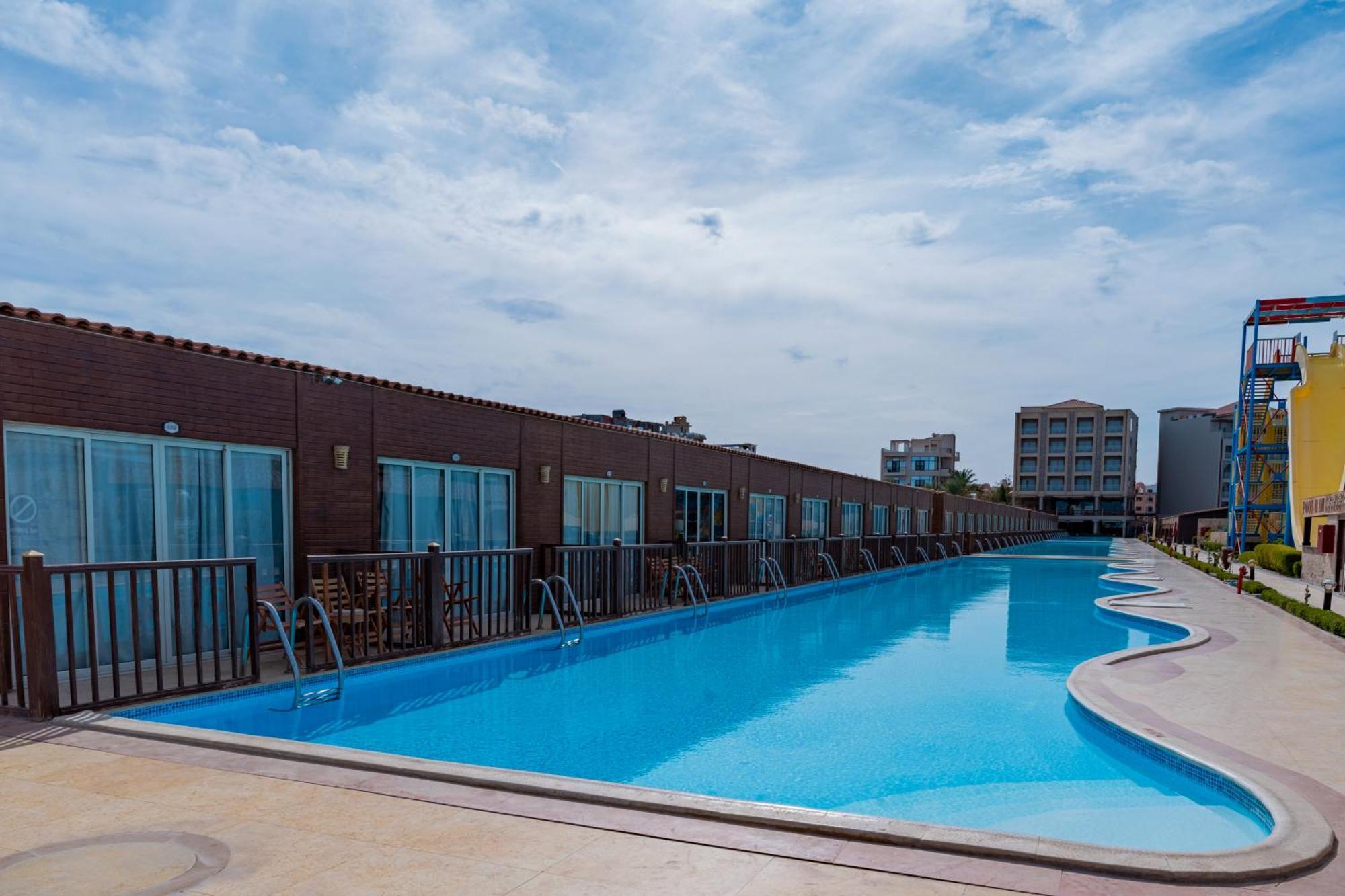 Sunrise Alora Aqua Park Resort Hurghada Bagian luar foto
