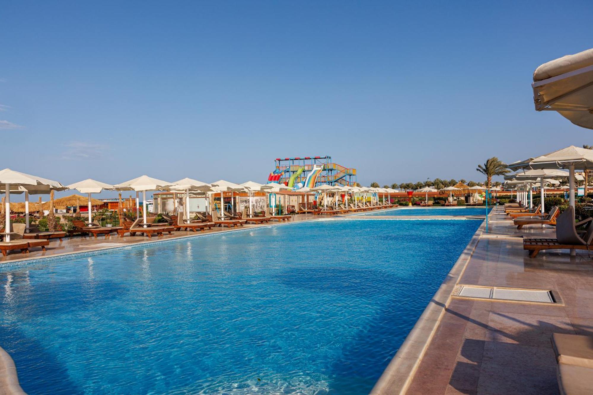 Sunrise Alora Aqua Park Resort Hurghada Bagian luar foto