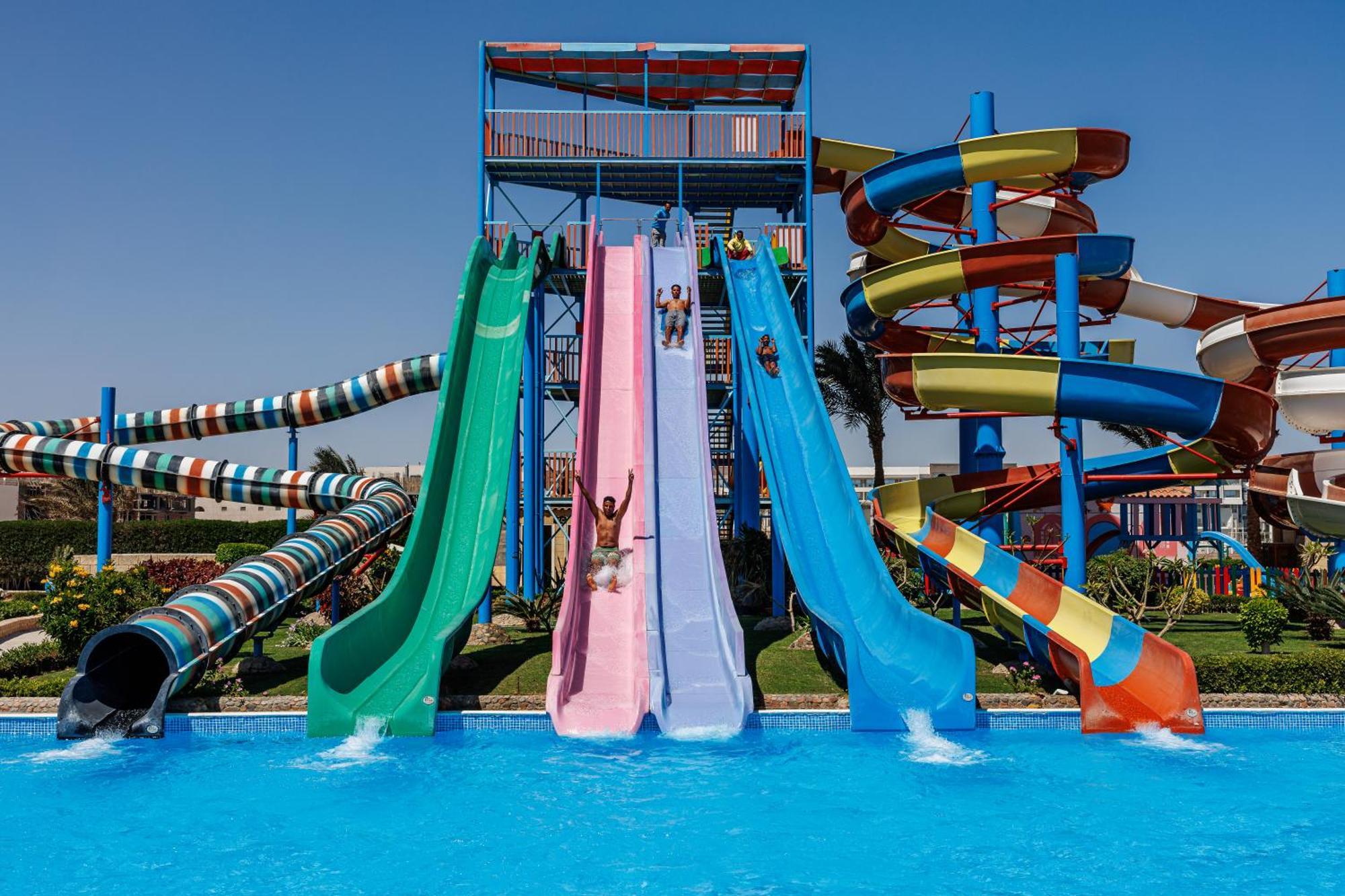 Sunrise Alora Aqua Park Resort Hurghada Bagian luar foto